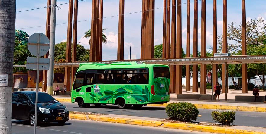 Nuevos cambios temporales en rutas de buses por intervención vial en la Avenida Simón Bolívar